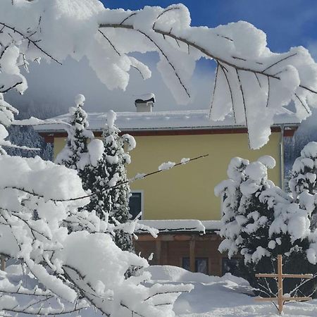 Fantastic Apartment With Terrace Untertauern Buitenkant foto