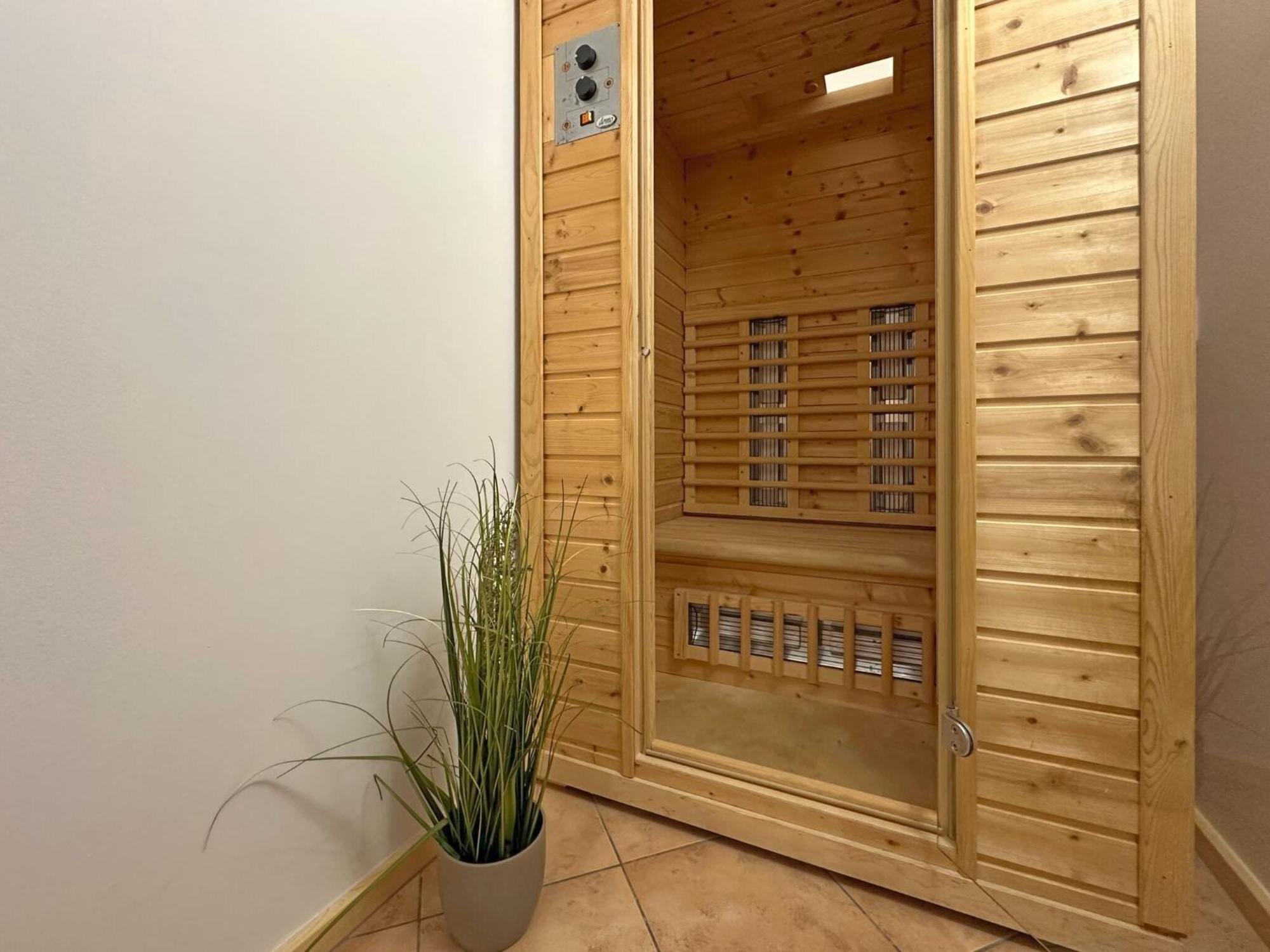 Fantastic Apartment With Terrace Untertauern Buitenkant foto
